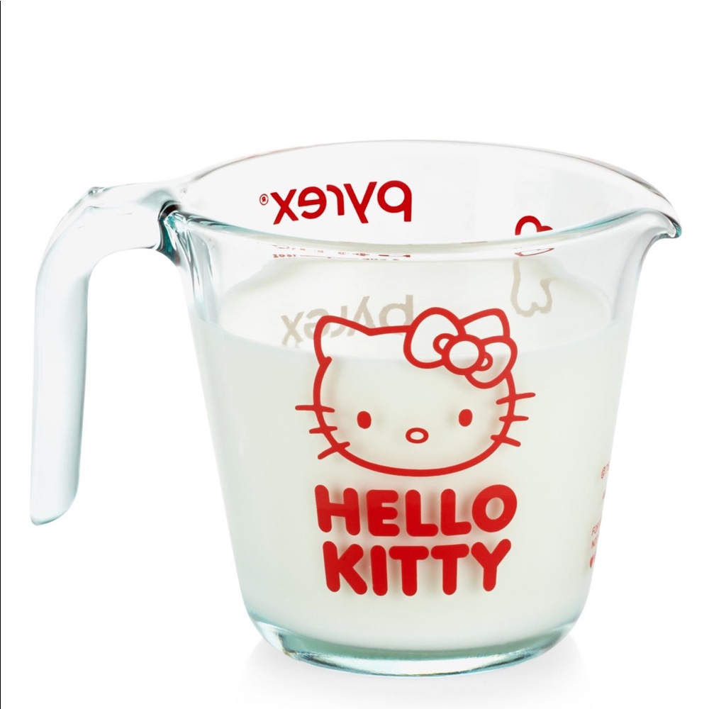 Hello Kitty Pyrex measuring cup NIB